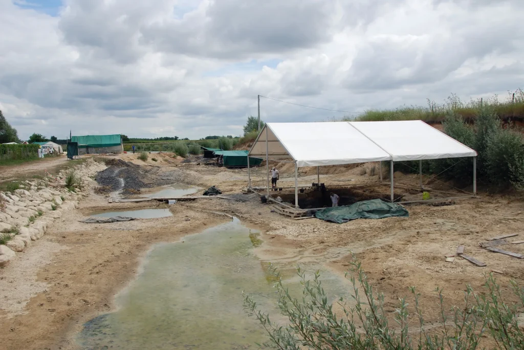 Guided tour of the paleaontological excavation site at Angeac Charente