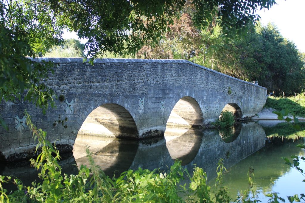 The bridges route at vibrac