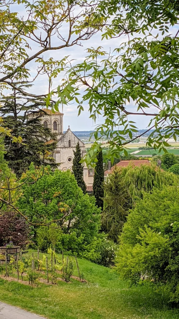 Eglise du village de Genté