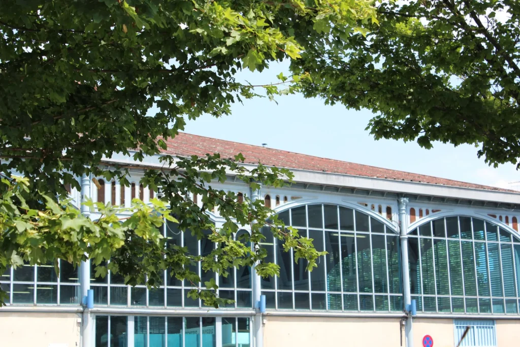 Marché couvert, halles de Cognac