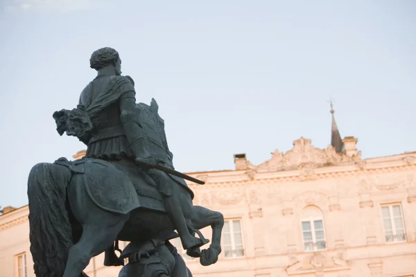 Statue de François 1er à Cognac, lieu de naissance du roi