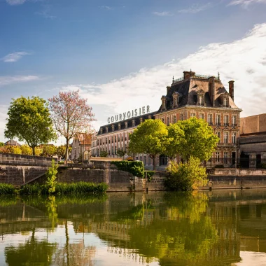 The Charente and the Courvoisier Cognac House in Jarnac