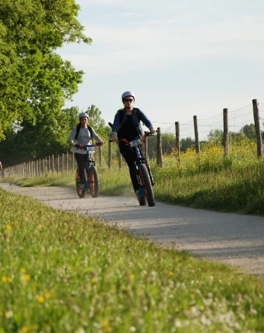 Activité insolite en trottinette électrique sur les bords de Charente