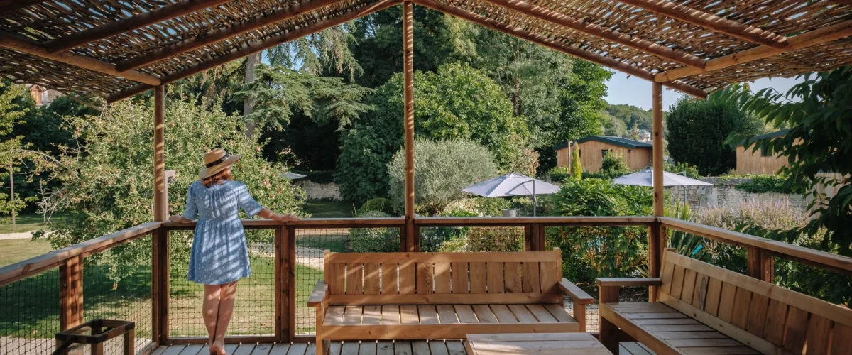 A summer break in a hotel or unusual accommodation (cabins, gypsy caravans) in Destination Cognac. On the programme: relaxation, rest, heritage discovery and leisure activities.